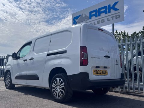 Peugeot Partner 1.5 BlueHDi 950 Professional Premium + Long Panel Van 6dr Diesel Manual LWB 37
