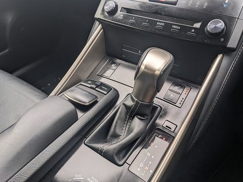 Lexus Is 250 F SPORT 28