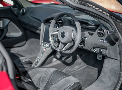 McLaren 720S Performance 11