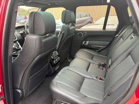 Land Rover Range Rover 3.0 Range Rover Vogue TDV6 Auto 4WD 5dr 17