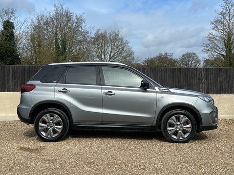 Suzuki Vitara SZ-T 5