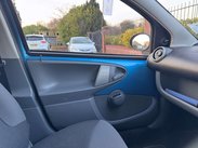 Peugeot 107 1.0 107 Urban 5dr 28