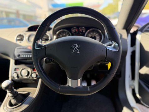 Peugeot RCZ 2.0 RCZ Sport HDi 2dr 10