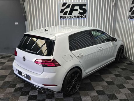 Volkswagen Golf 2.0 TSI BlueMotion Tech R Hatchback 5dr Petrol DSG 4Motion Euro 6 (s/s) (31 18