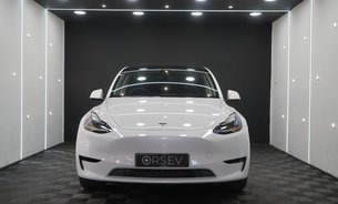 Tesla Model Y RWD TOW BAR Front PPF GROK AI Adaptive LEDs Heated Seats & Steering Wheel 4