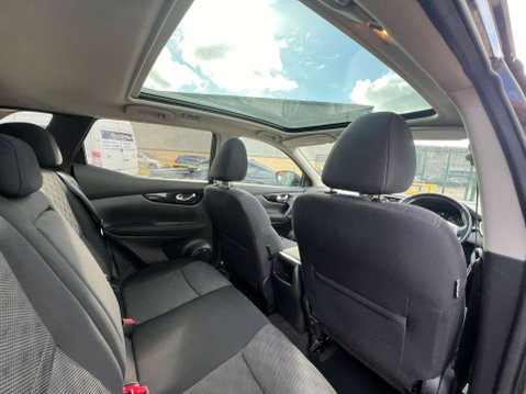Nissan Qashqai 1.5 Qashqai N-Connecta dCi 5dr *NATIONAL DELIVERY* 19