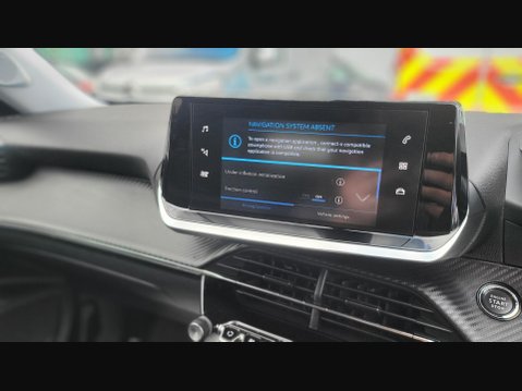 Peugeot 2008 PURETECH S/S ALLURE PREMIUM 27