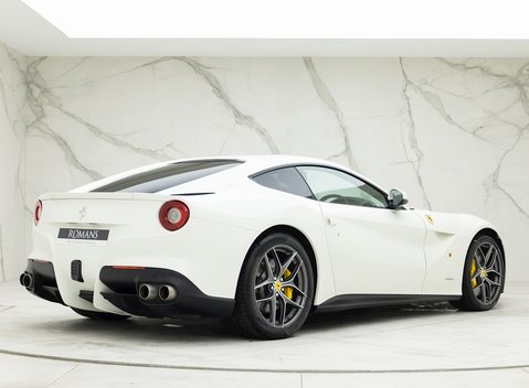Ferrari F12 Berlinetta 7