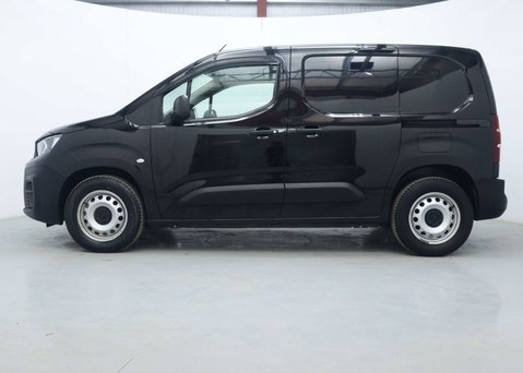 Peugeot e-Partner 800 50kWh Professional Premium + Standard Panel Van 5dr Electric Auto SWB ( 10