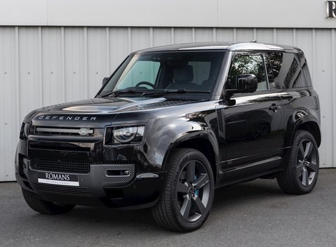 Land Rover Defender 90 V8 6