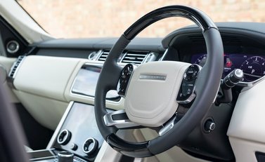 Land Rover Range Rover 4.4 SDV8 Autobiography 11