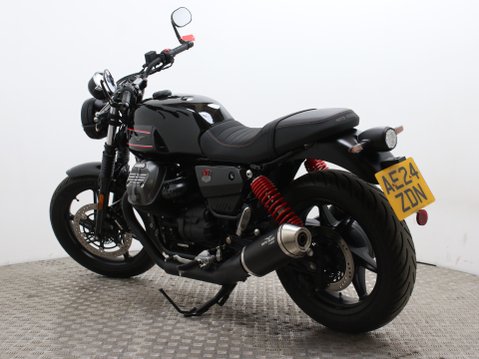 Moto Guzzi V7 V7 STONE SPECIAL EDITION 6