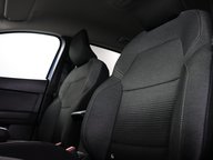 Renault Captur ICONIC TCE 35