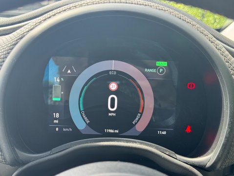Fiat 500e 42kWh La Prima Hatchback 3dr Electric Auto (118 ps) 17
