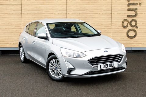 Ford Focus TITANIUM 1