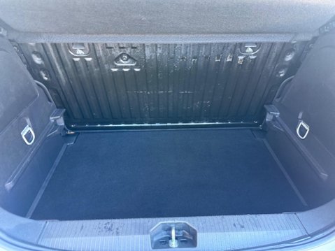 Vauxhall Corsa 1.4i ecoFLEX Excite Euro 6 3dr (a/c) 29