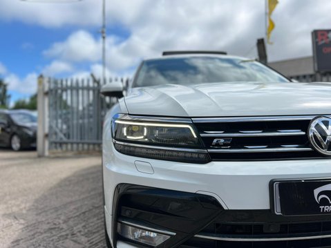 Volkswagen Tiguan R LINE TDI BMT 4MOTION DSG 11