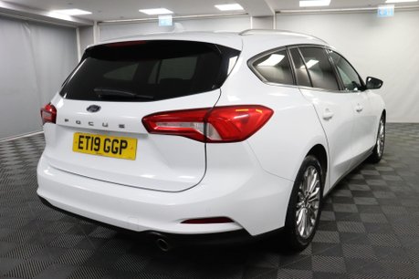 Ford Focus TITANIUM X 11