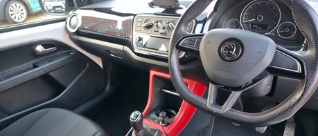 Skoda Citigo MONTE CARLO GREENTECH MPI.. 4 MAIN DEALER SERVICES 1