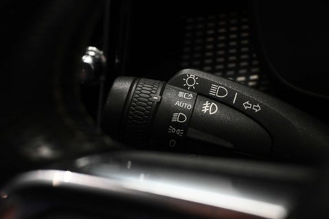 Volvo XC40 1.5 XC40 R-Design Pro T5 Recharge Auto 5dr 46