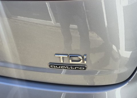 Audi Q7 3.0 TDI V6 S line SUV 5dr Diesel Tiptronic quattro Euro 6 (s/s) (272 ps) 36