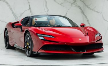 Ferrari SF90 Spider 9