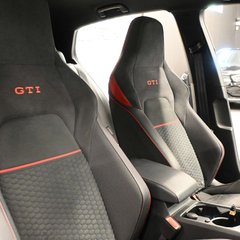 Volkswagen Golf 2.0 Golf Clubsport GTi TSi Semi-Auto 5dr 1