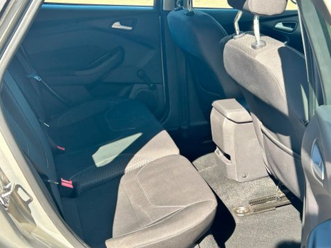 Ford Focus ZETEC 30