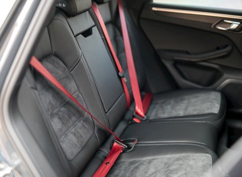 Porsche Macan GTS 26