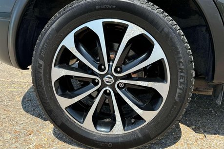 Nissan Qashqai 1.6 dCi 360 SUV 5dr Diesel Manual 4WD Euro 5 (s/s) (130 ps) 20