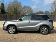 Suzuki Vitara SZ-T MHEV 6