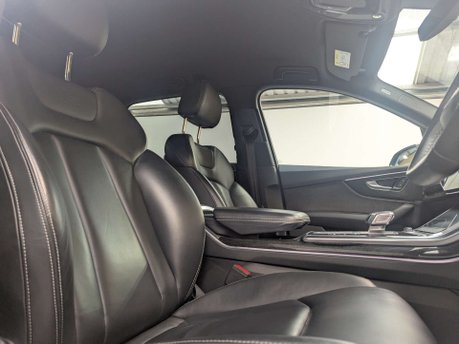 Audi Q7 3.0 Q7 Black Edition 55 TFSI MHEV Quattro Auto 4WD 5dr 33