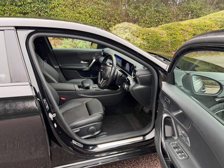 Mercedes-Benz A Class 1.3 A180 Sport (Executive) 7G-DCT Euro 6 (s/s) 5dr 64