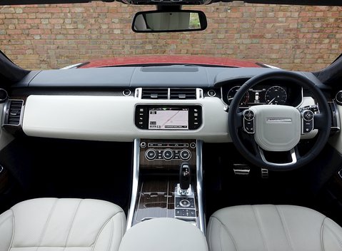 Land Rover Range Rover Sport 4.4 SDV8 Autobiography 15