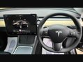 Tesla Model Y LONG RANGE AWD 31