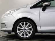 Ford B-Max TITANIUM NAVIGATOR 27