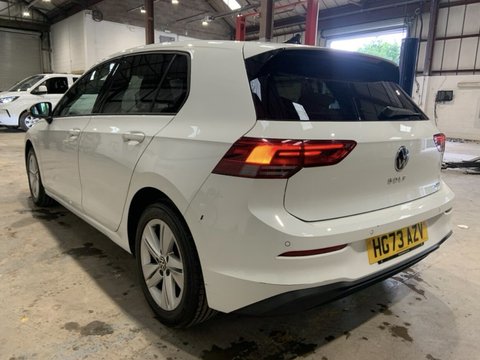 Volkswagen Golf LIFE ETSI DSG 8