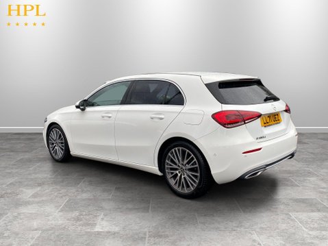 Mercedes-Benz A Class 2.0 A180d Sport Edition (Executive) Hatchback 5dr Diesel 8G-DCT Euro 6 (s/s 5