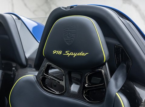 Porsche 918 Spyder 23