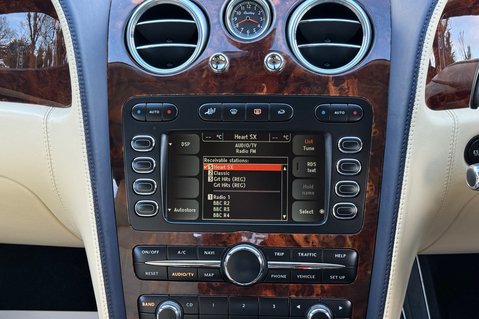 Bentley Continental GT - 16 SERVICES RECORDED -MASSAGE SEATS -POWER BOOT -BLUETOOTH 40