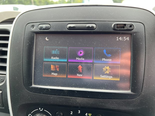 Renault Trafic LWB L2H1 Low Roof Sport 296 Air Con Nav Sensors EU 34