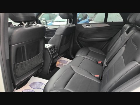 Mercedes-Benz GLE GLE 250 D 4MATIC AMG NIGHT EDITION PREMIUM PLUS 17