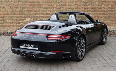 Porsche 911 (991.2) Carrera 4S Cabriolet 3