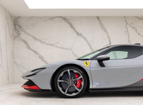 Ferrari SF90 Stradale 5