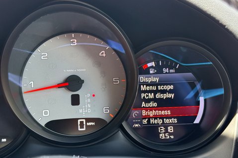 Porsche Macan D S PDK - £14K EXTRAS -AIR SUSPENSION -PDLS+ -BOSE -SIDE SKIRTS -ACC-CAMERA 46