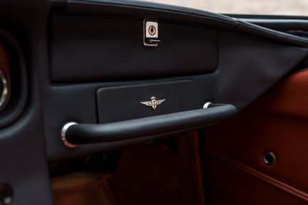 Lamborghini 400 GT 2+2 24