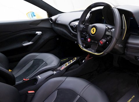 Ferrari F8 Tributo 9