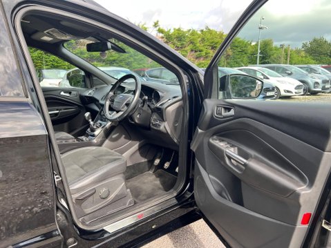 Ford Kuga 2.0 TDCi EcoBlue ST-Line AWD Euro 6 (s/s) 5dr 15