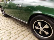 Porsche 911 T 2.2 LWB - LHD COUPE 14
