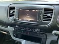 Vauxhall Vivaro 2.0 Turbo D 3100 Dynamic Crew Van L2 H1 Euro 6 (s/s) 5dr 28